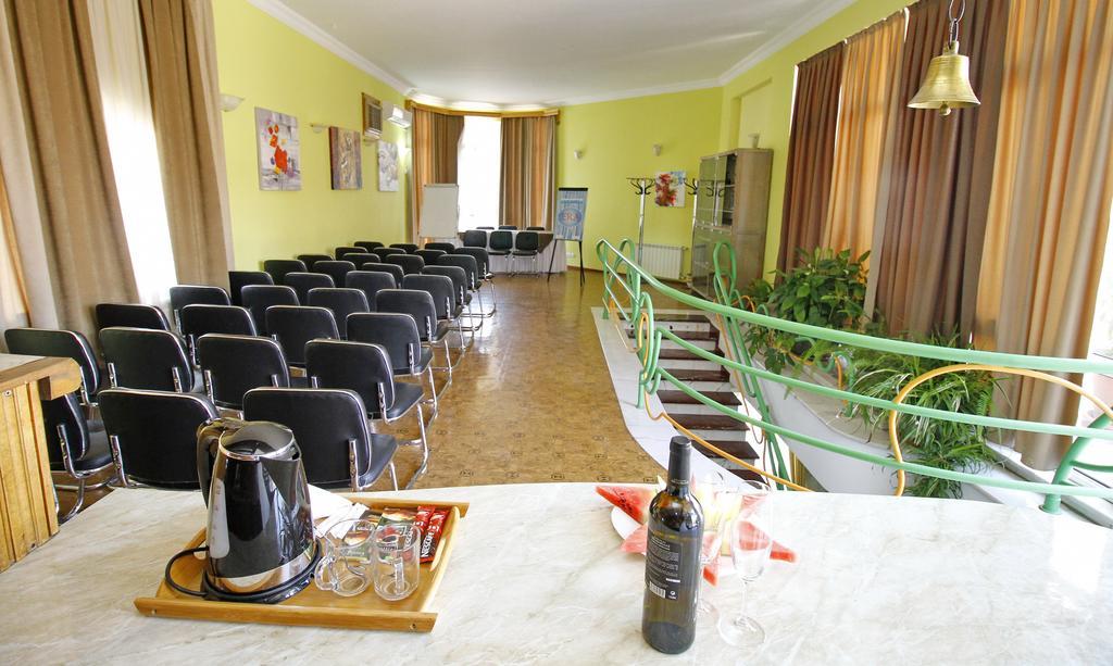 Irmeni Hotel Tiflis Dış mekan fotoğraf