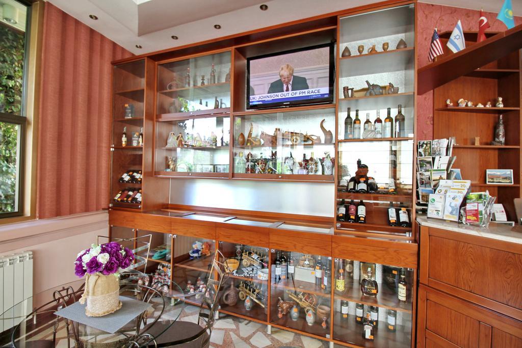 Irmeni Hotel Tiflis Dış mekan fotoğraf