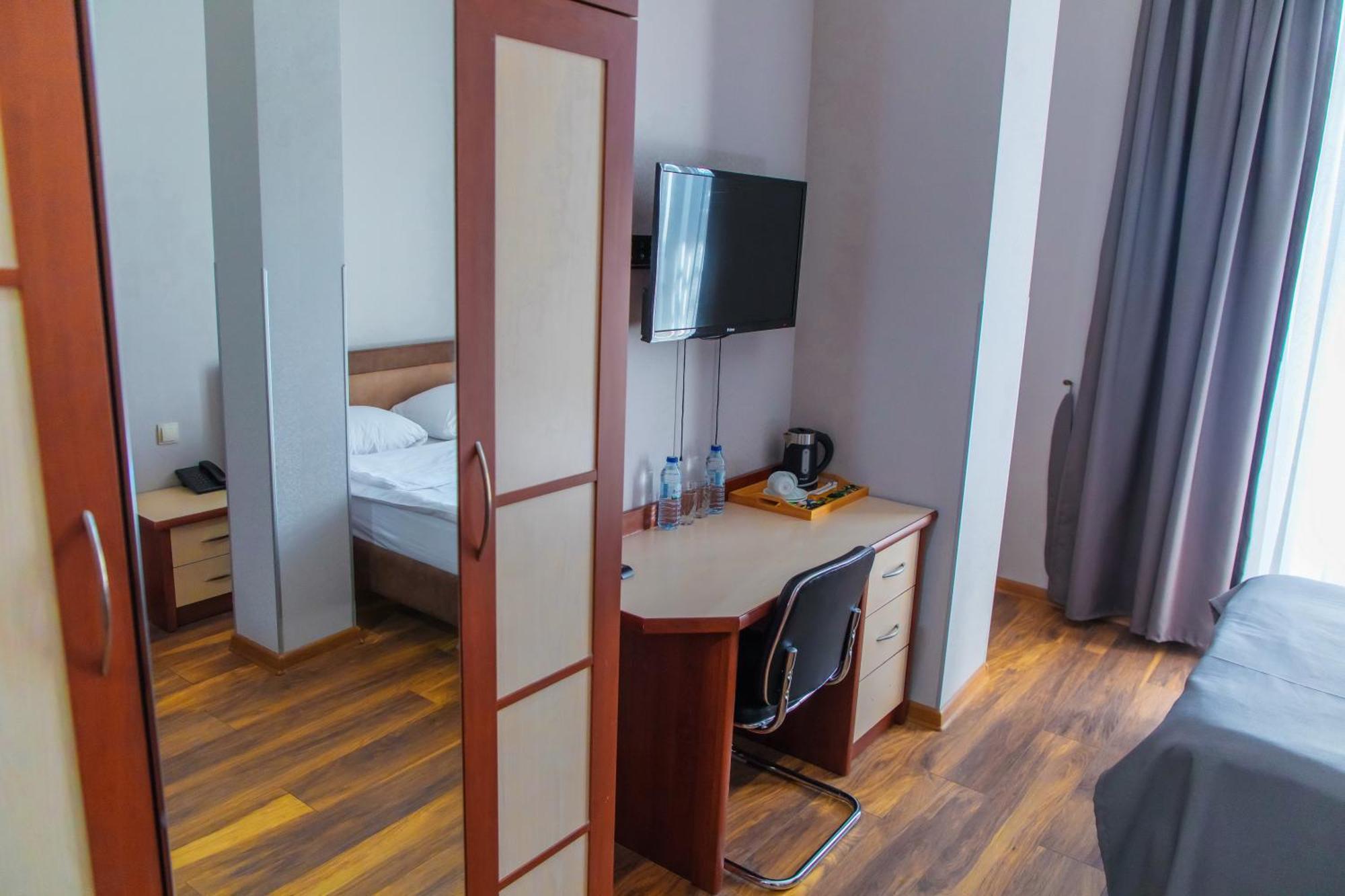 Irmeni Hotel Tiflis Dış mekan fotoğraf